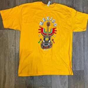 Carnival Cruise Mexico‎ Guitar Graphic T-shirt Size XL Yellow Gold Shirt